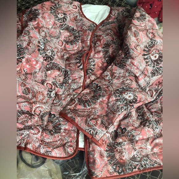 Sale🌸Boho Paisley quilted jacket - Picture 4 of 9